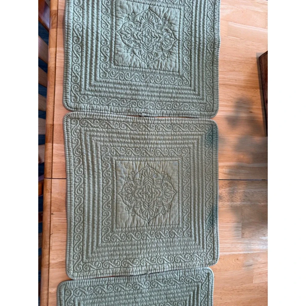 Set of 4 Quilted Sage Green Square Placemats 14
